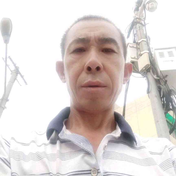 大白等待落后的照片