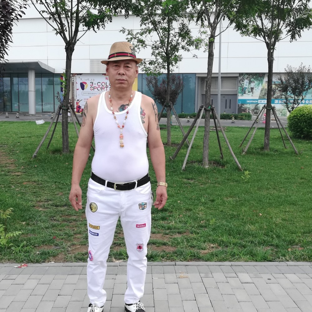 学姐难过的照片