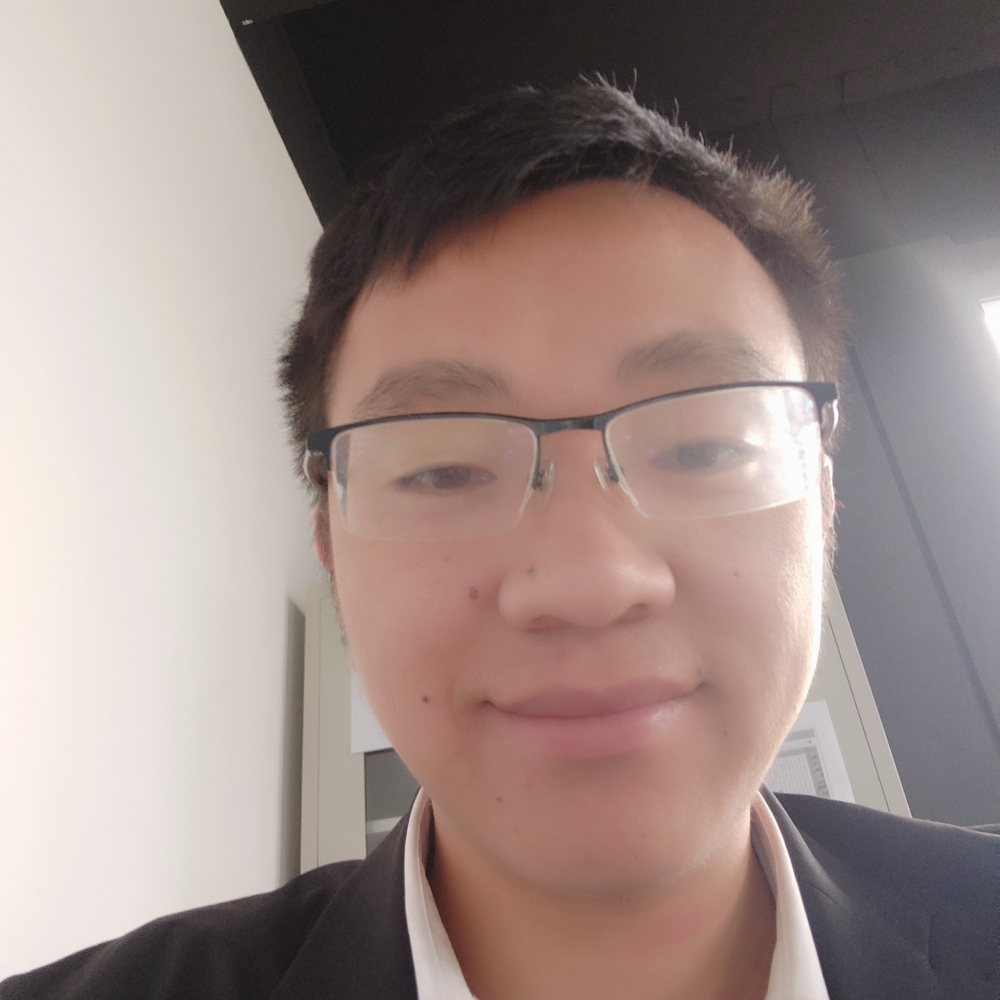 Kong自笑的照片