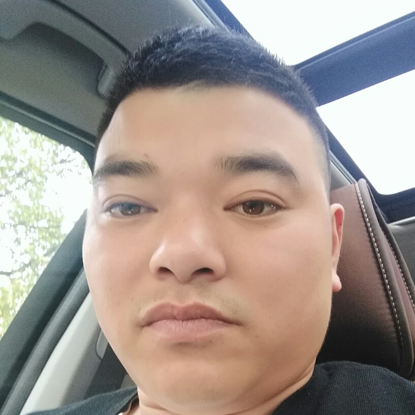 茉莉欣慰的照片