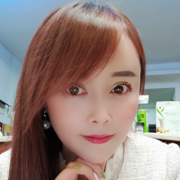 凯西凯西的照片