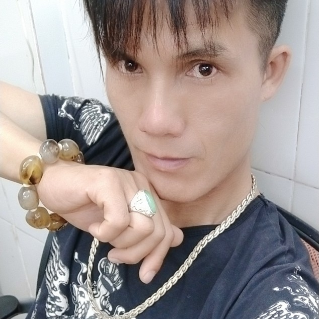 体贴泪了时空的照片