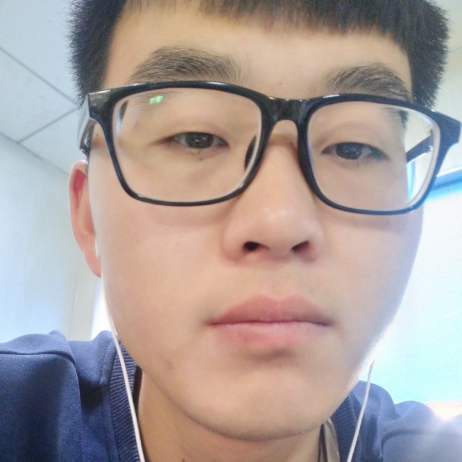万宝路倾心认真的照片