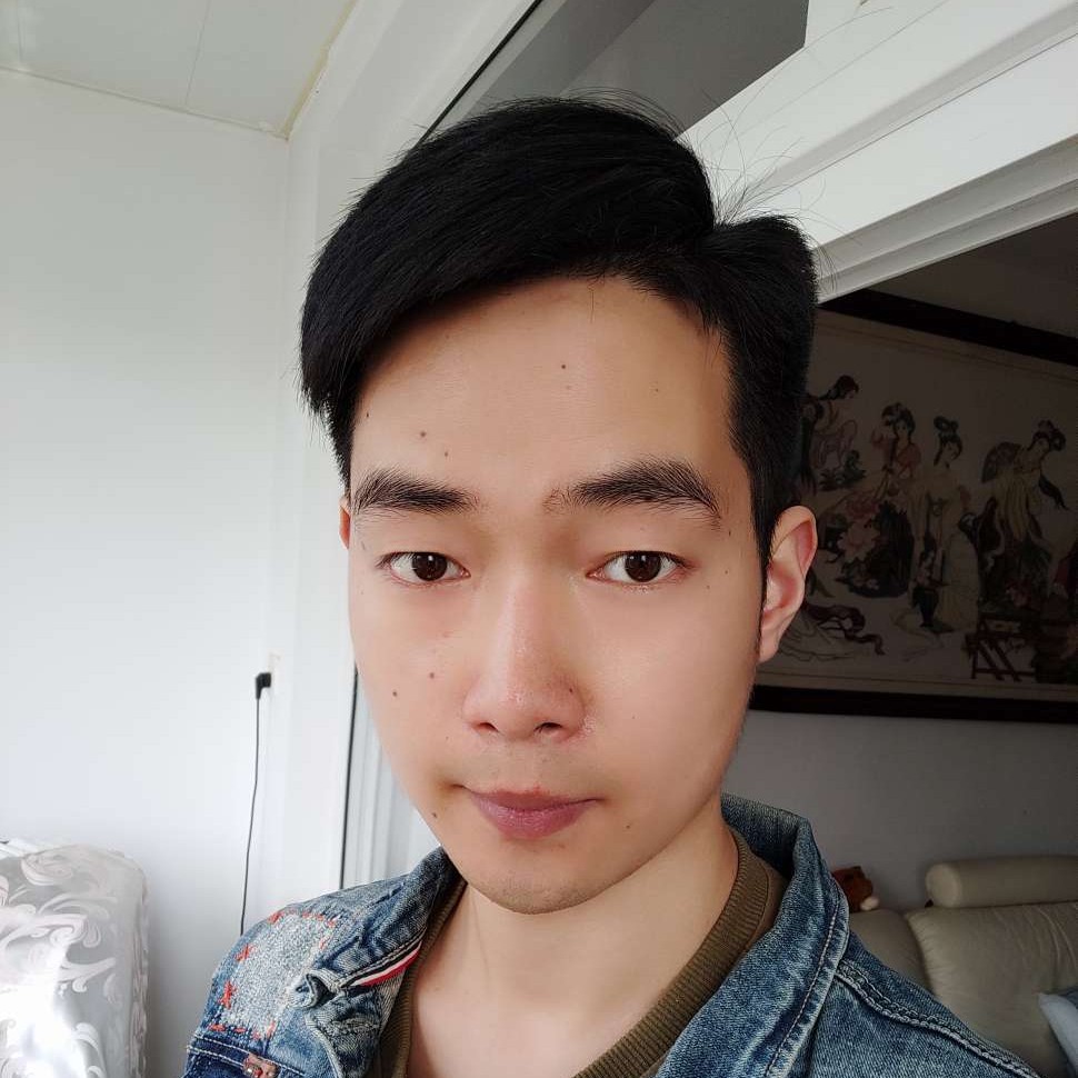 仄言-的照片
