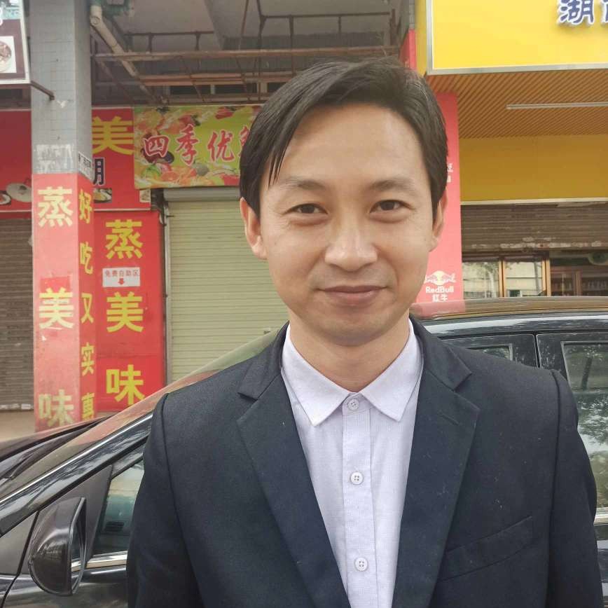 睫毛爱笑789的照片