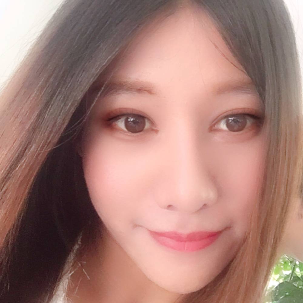 鳗鱼笑云朵的照片