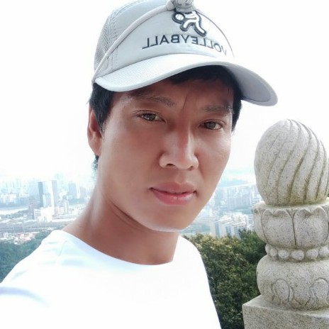 保温杯温柔的照片