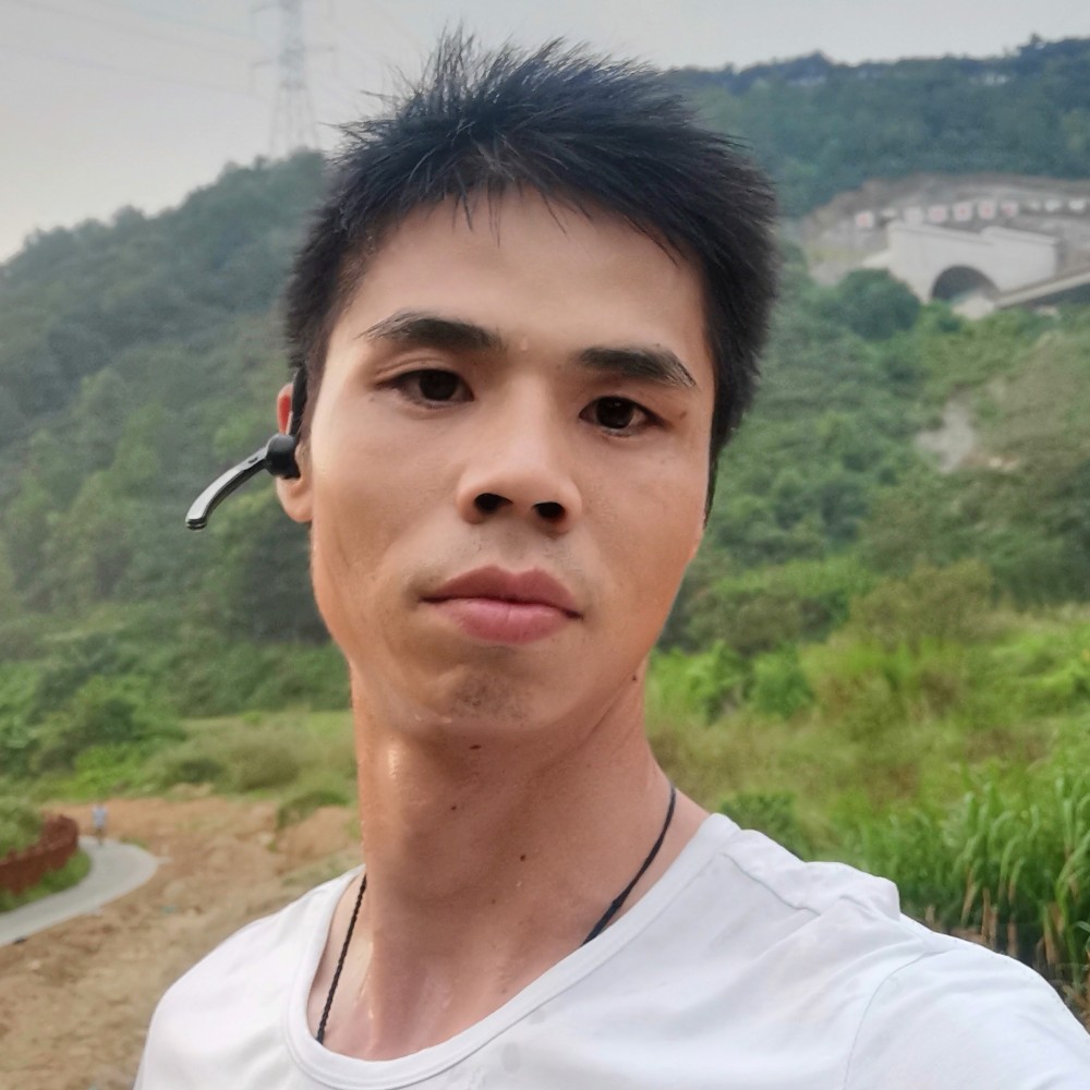 丘成凯的照片