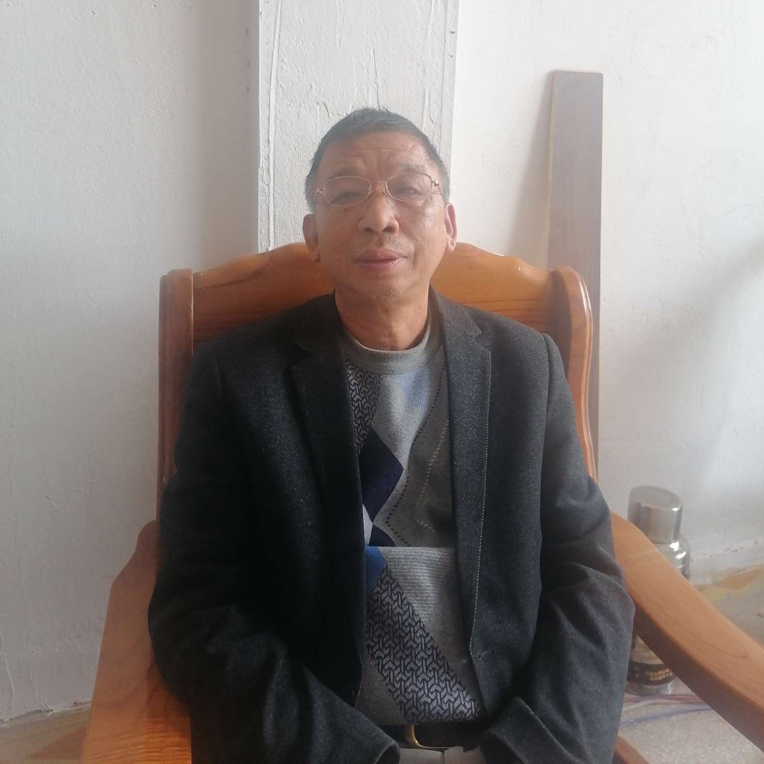 王载生的照片