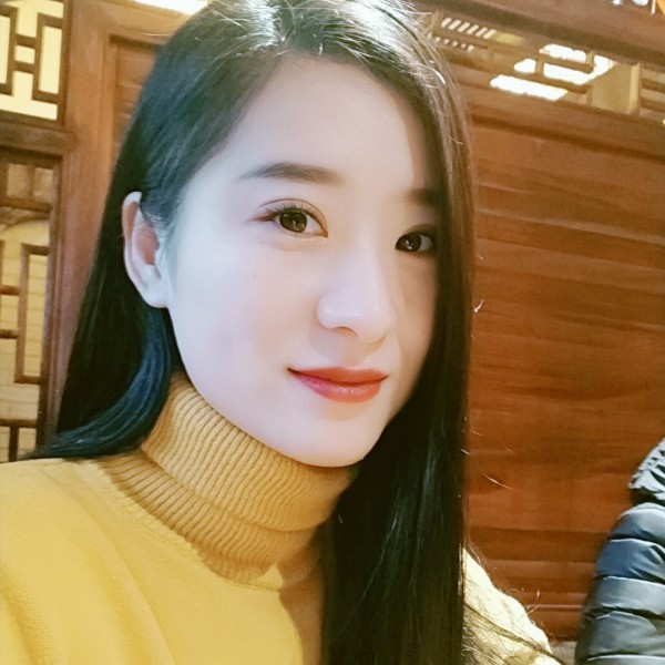 小女人，，的照片