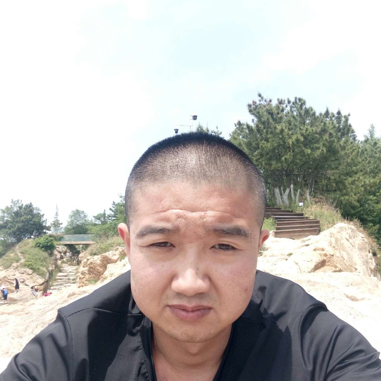 烈火点根烟的照片