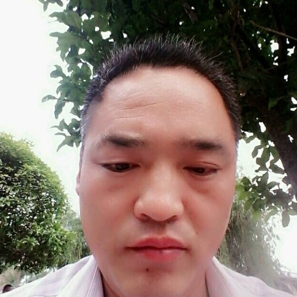 白开水含糊的照片