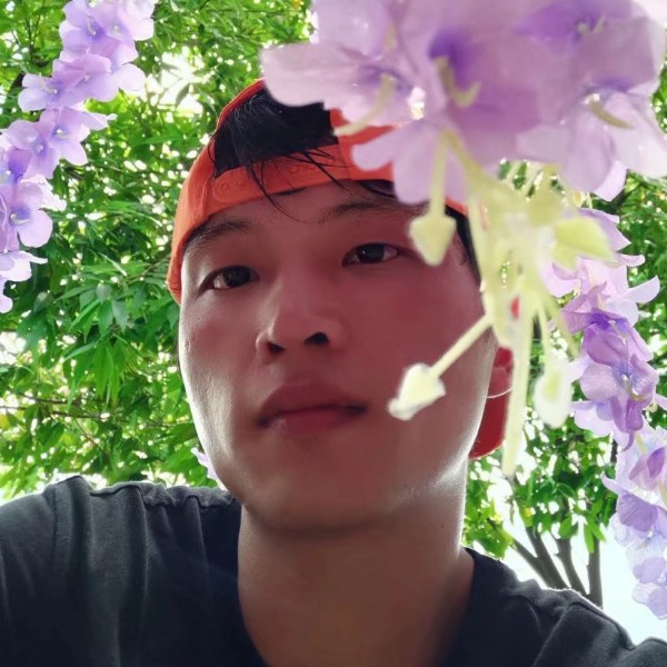 微笑的背后7的照片