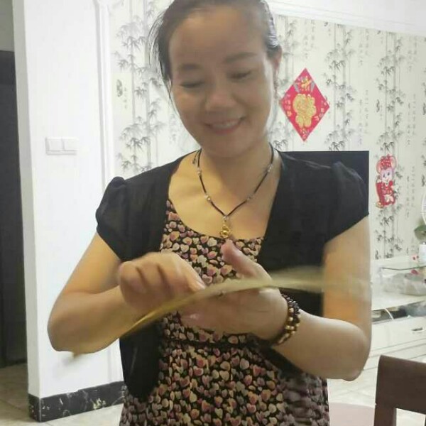 优美回首春天的照片