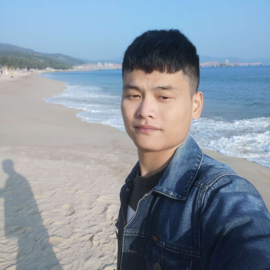 板凳漫步大力的照片
