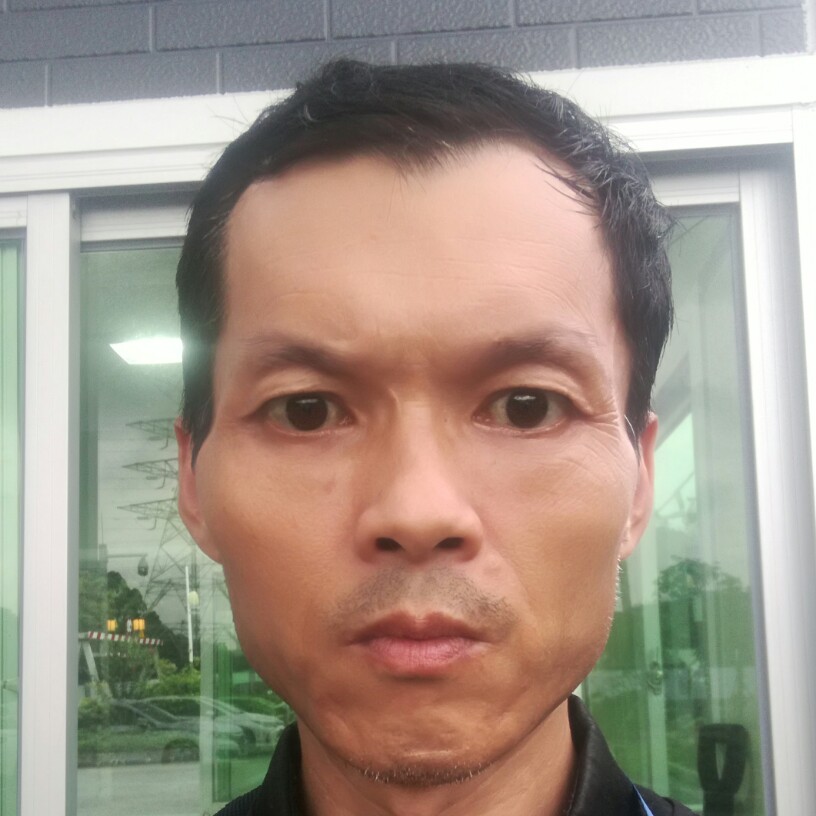 睫毛膏爱听歌的照片