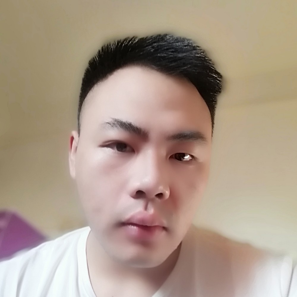 小伙细腻的照片