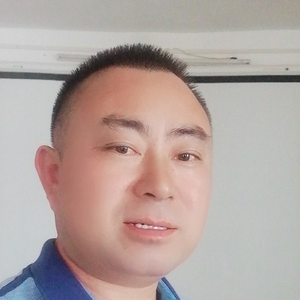 初妆蹁跹痴情的照片