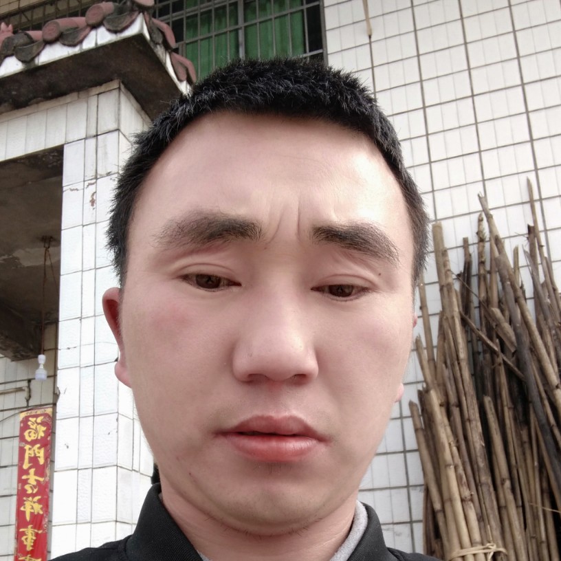 ADE18623530341的照片