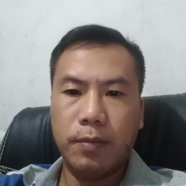 德庆农村人的照片