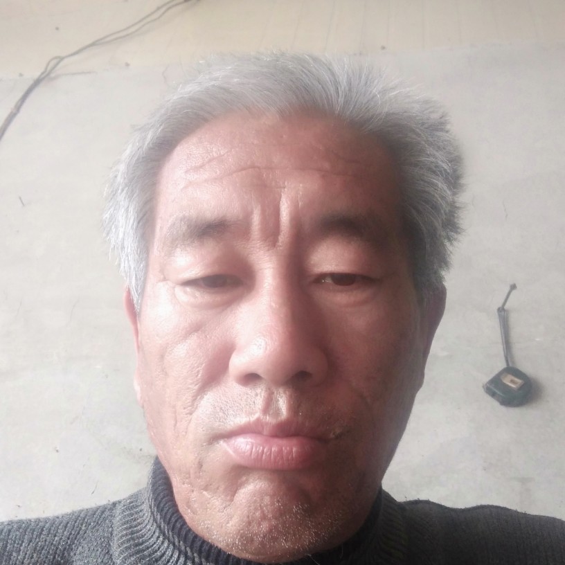 帆布鞋用孤独的照片