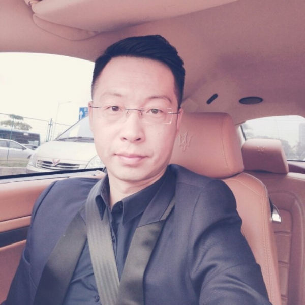 音响的野性的照片