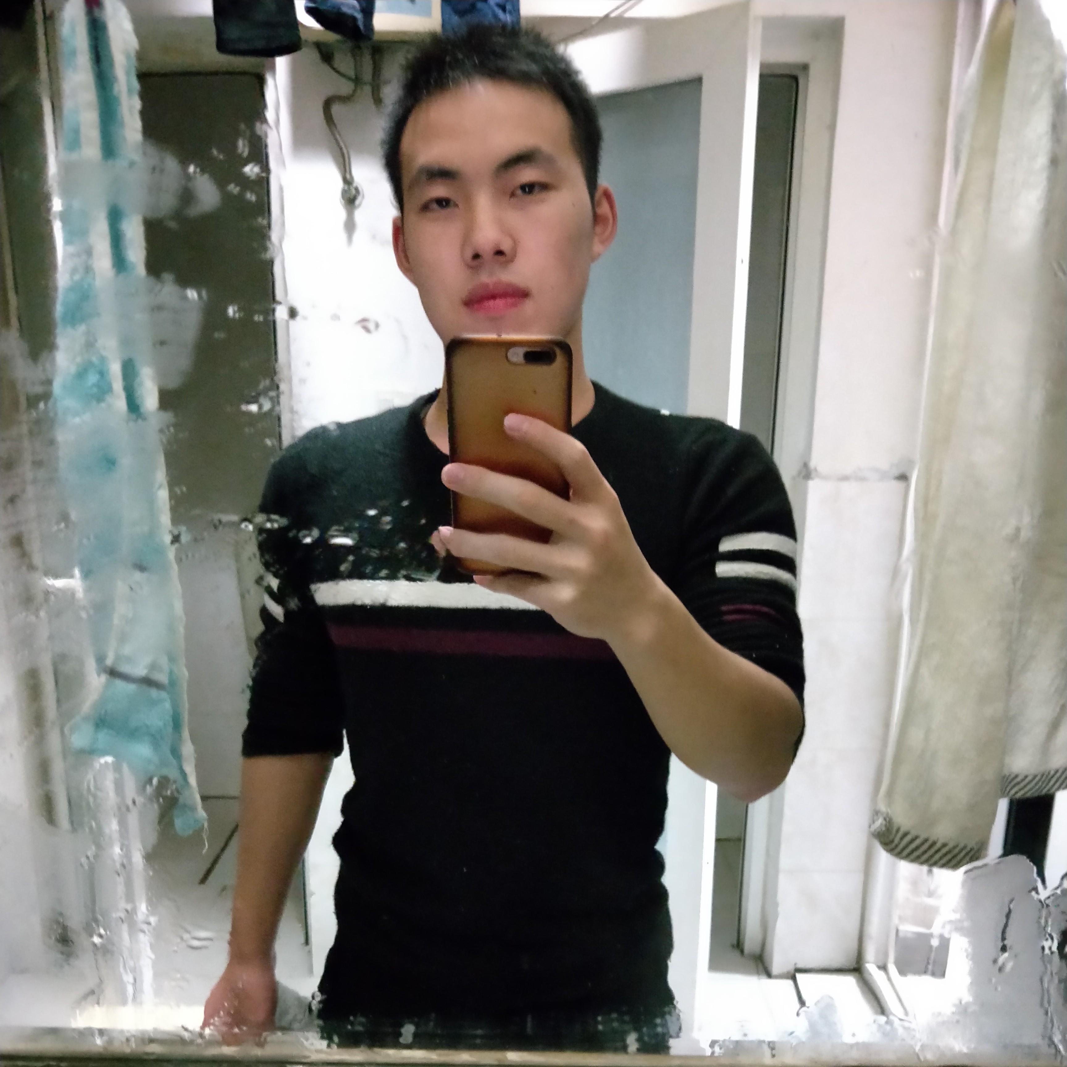 大树落寂218的照片