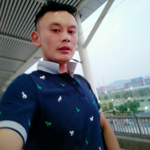 专一有宝马的照片