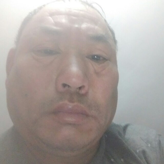 之亮的照片