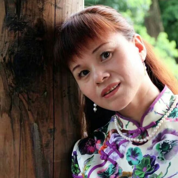 最后的霓裳的照片