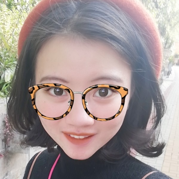 小女孩的照片