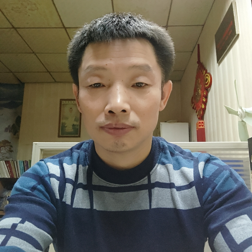 黄寻伴的照片