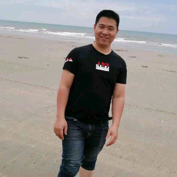 无助的男人的照片