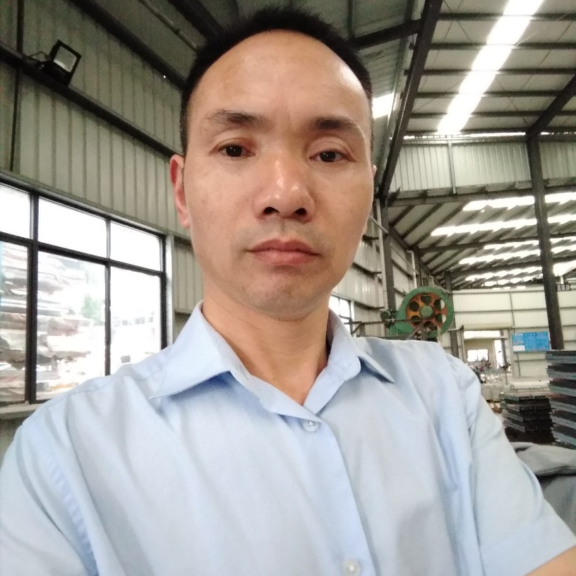 我就是万的照片