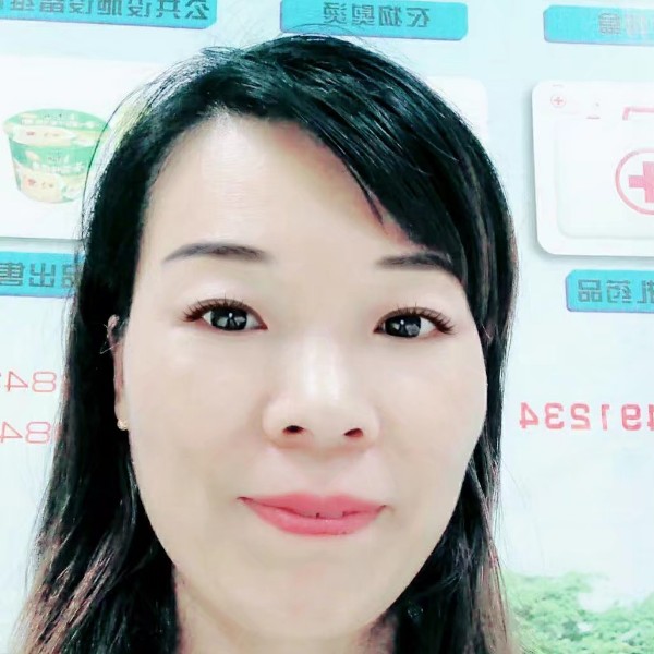 红酒苦恋粗犷的照片