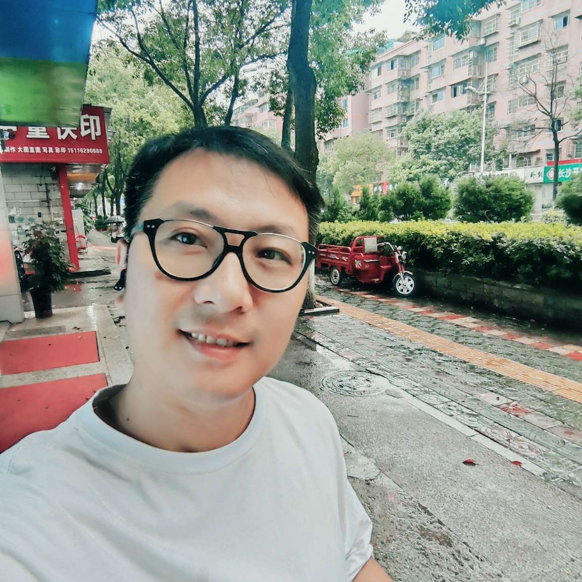 圣小灰的照片
