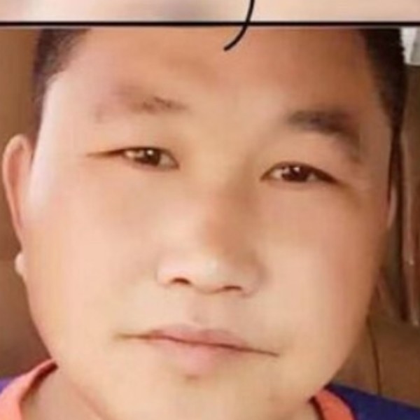 瘦瘦請小馒头的照片