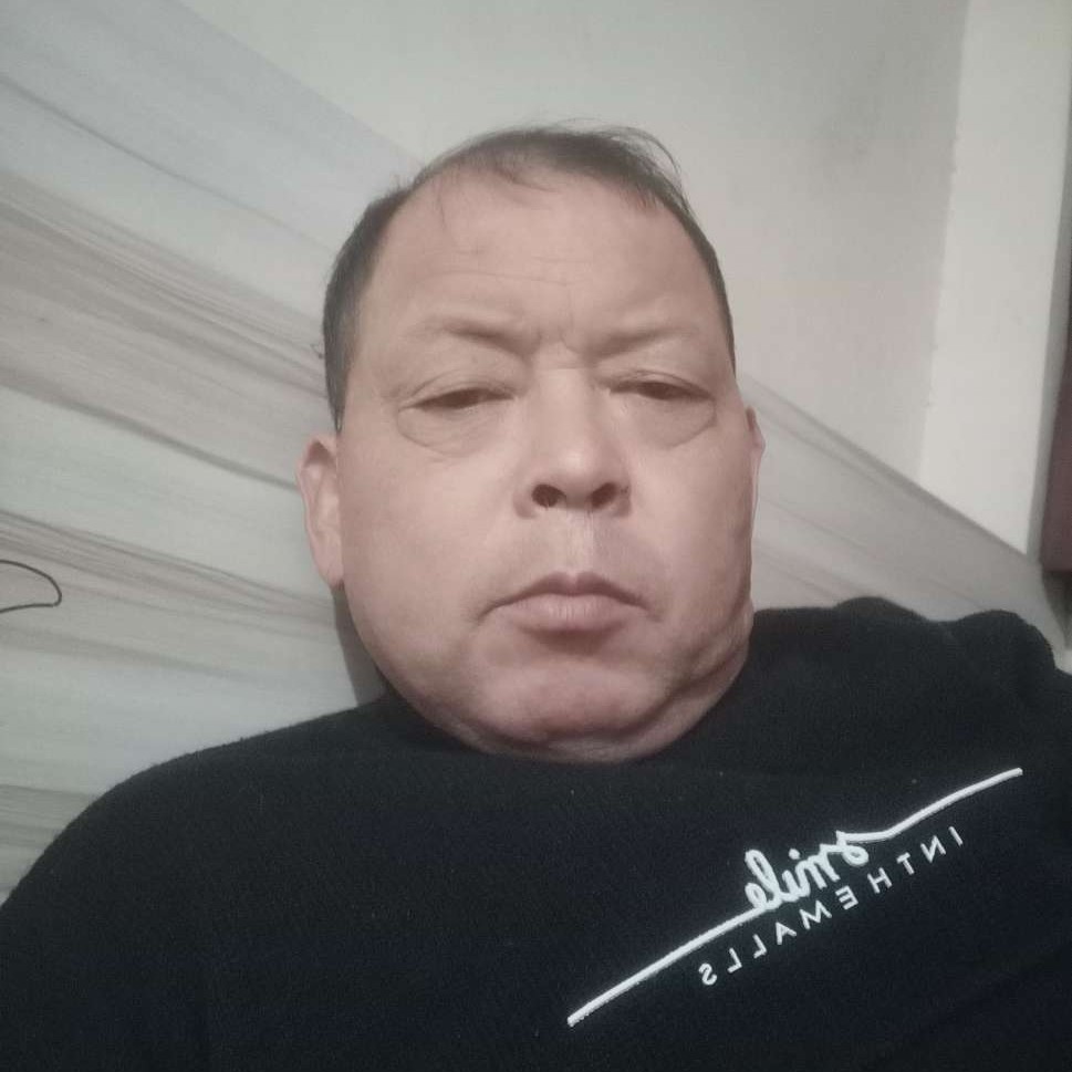 开放浅吻书包的照片