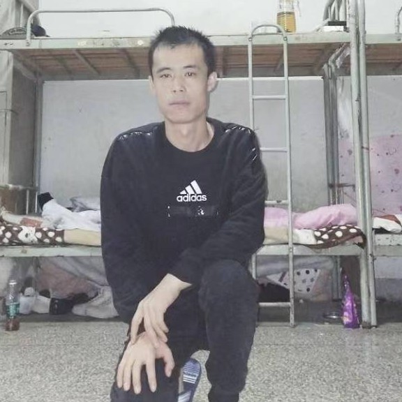 忧伤回眸招牌的照片