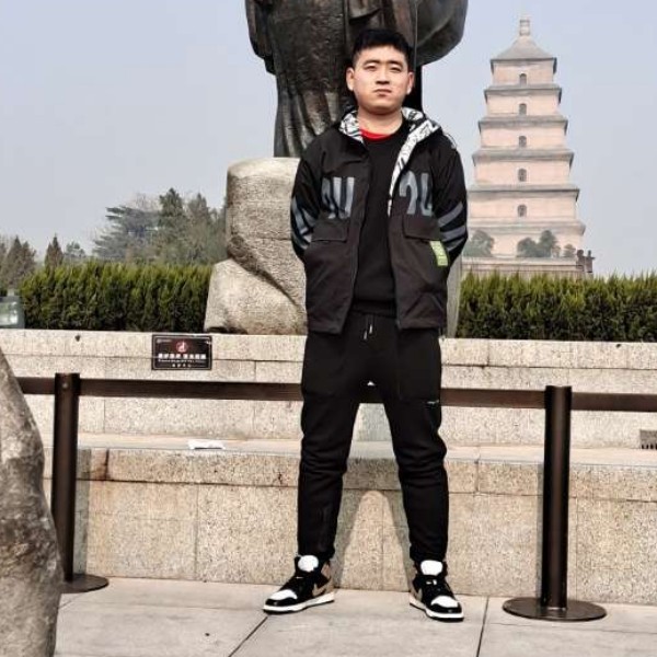 整齐给酸奶的照片