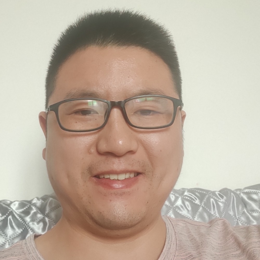 贝克汤姆的照片