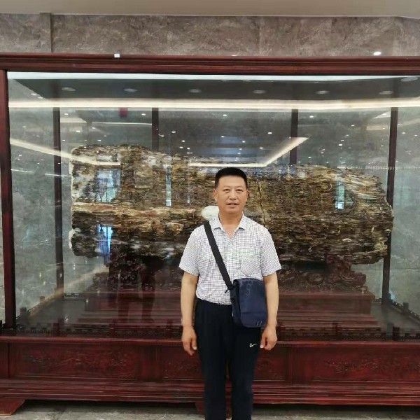 爱心助人为乐的照片