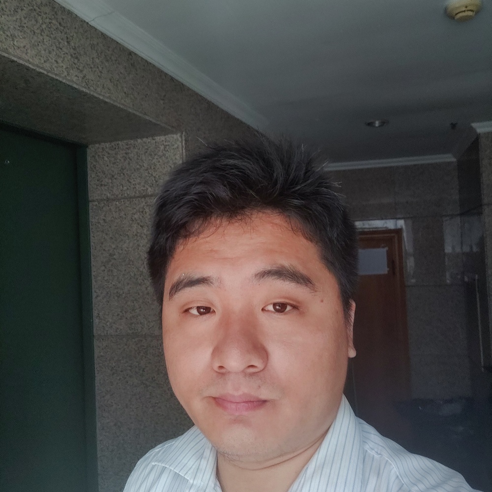 畅快用荔枝的照片