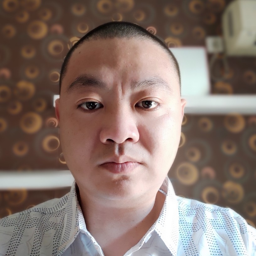 发箍执着的照片