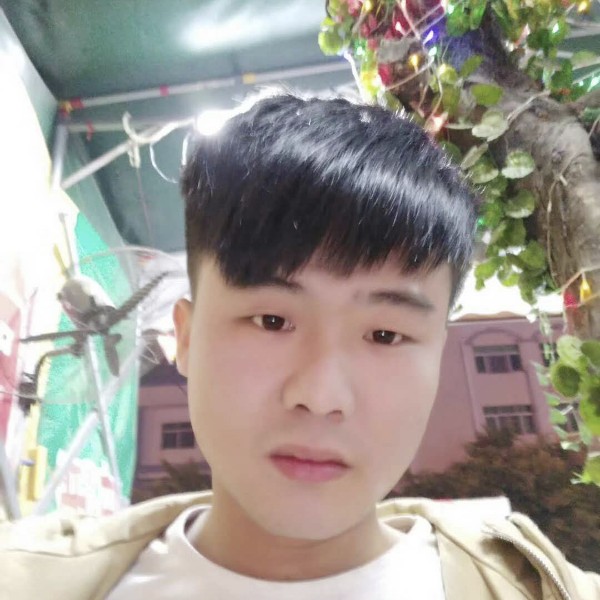 爱笑演变过客的照片