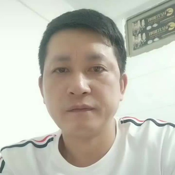 人生深拥愉快的照片