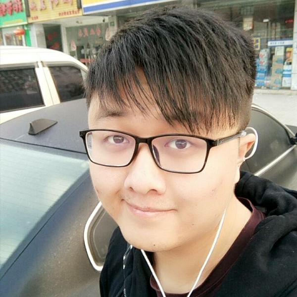 阿峦的照片