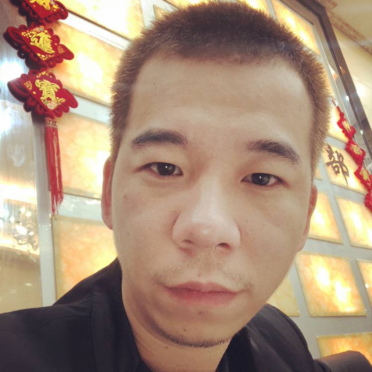 开心先生661的照片