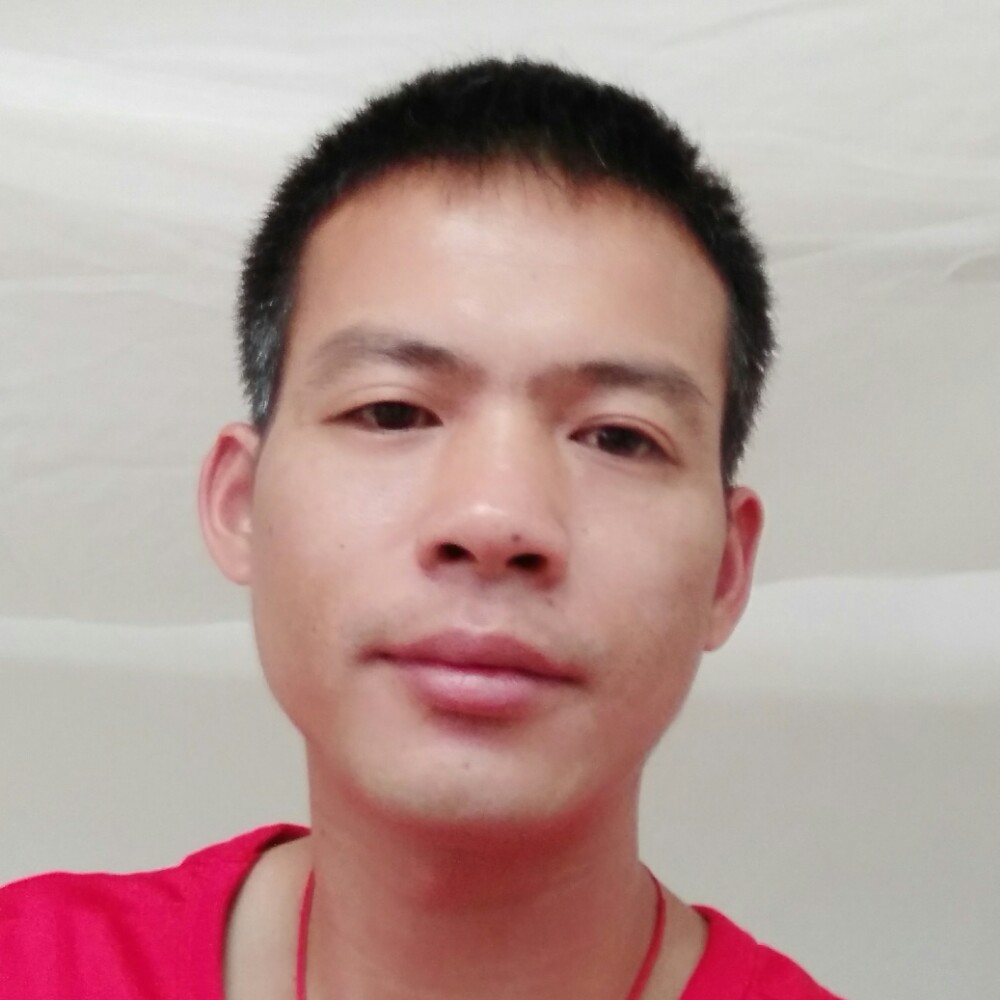 123大男孩的照片