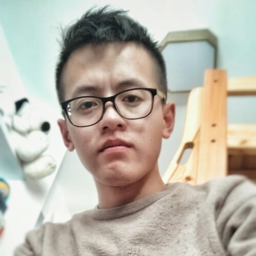 会摄影的设计师的照片